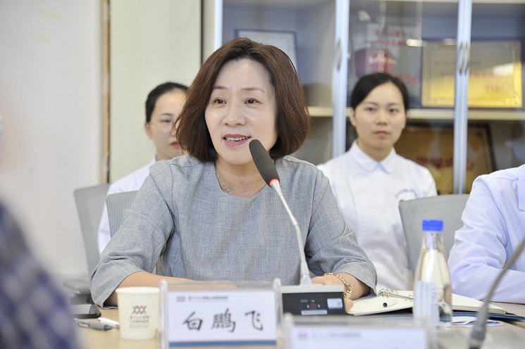 5 白鹏飞书记简要介绍主播福利
青年文明号建设情况.jpg